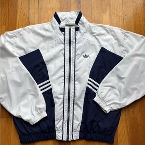 Adidas Vintage 90’s Men's White and Navy Windbreaker Size M